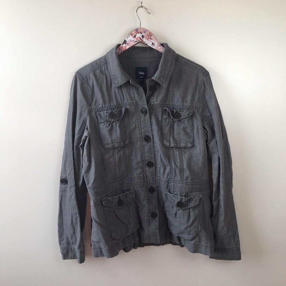 Gap, gray, casual and comfortable jacket, size Large.